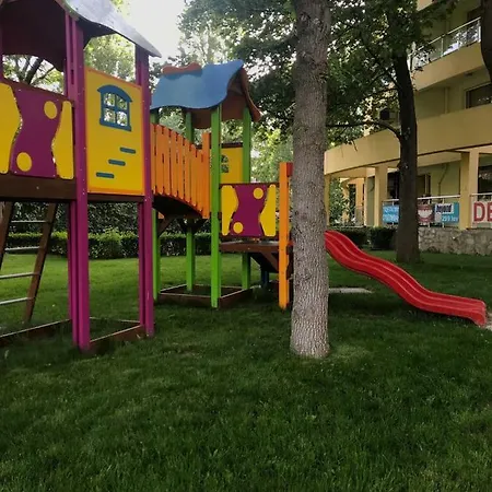 Apartment Yassen Nadezhda Sunny Beach