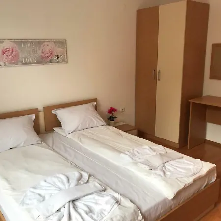 Yassen Nadezhda Apartment Sunny Beach
