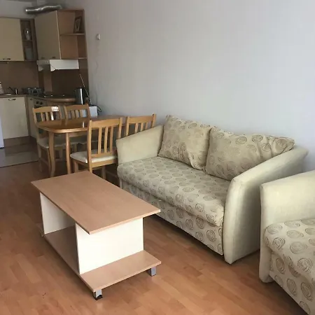 Yassen Nadezhda Apartment