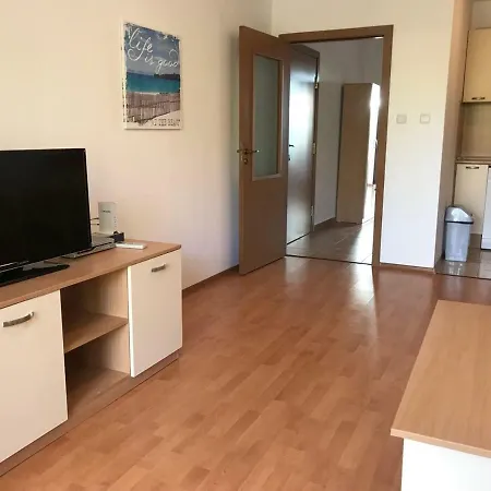 Apartment Yassen Nadezhda Sunny Beach